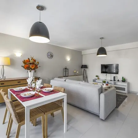 Apartment Scalabis Urban By Real Properties *