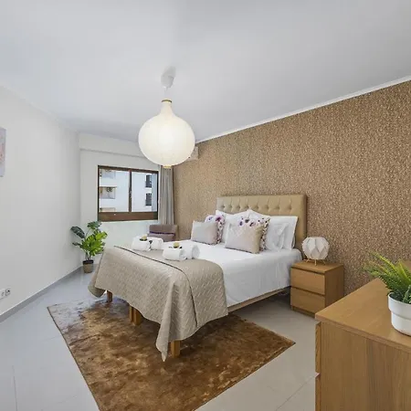 Apartment Scalabis Urban By Real Properties
